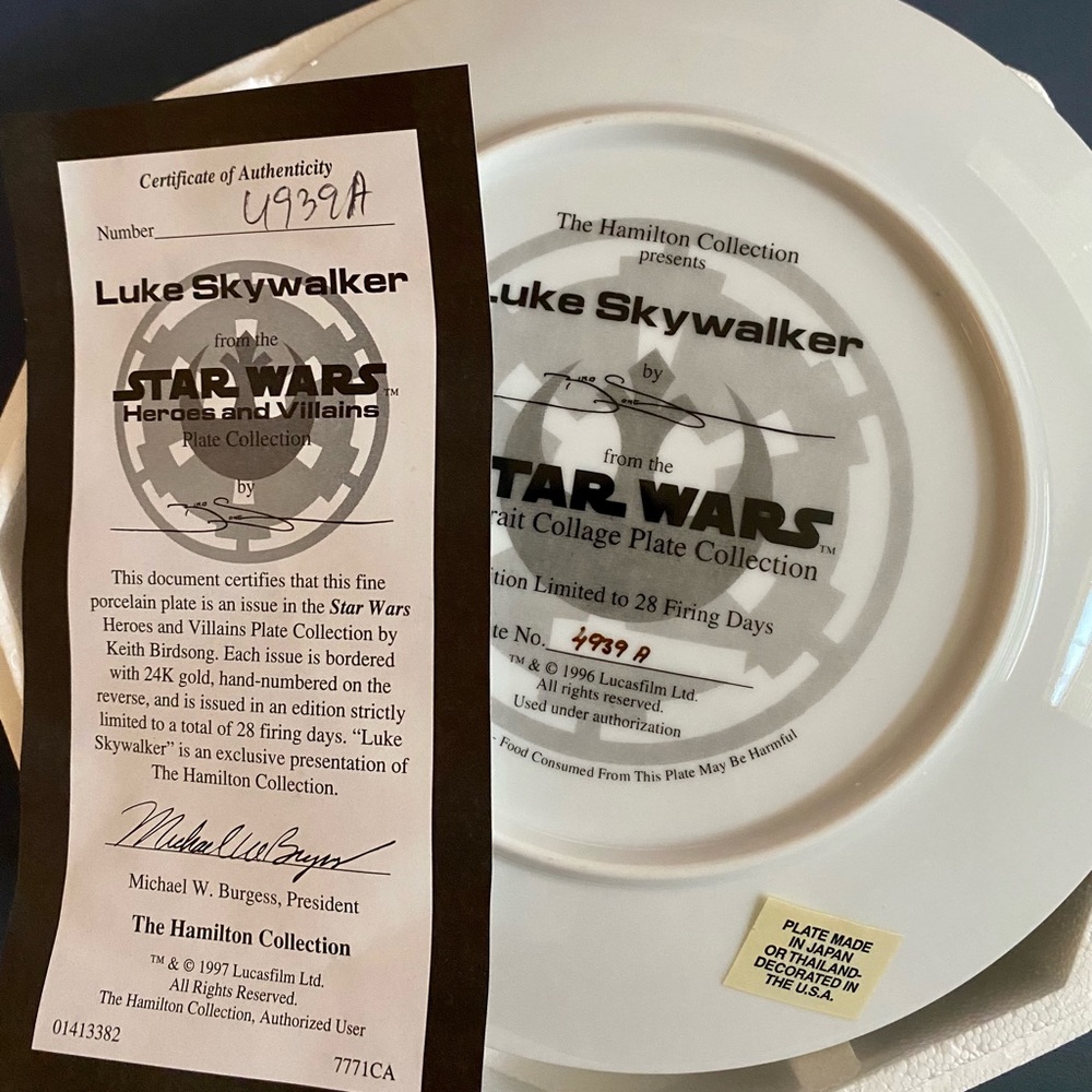 Hamilton Collection Star Wars collectors plate - Picture 2 of 2